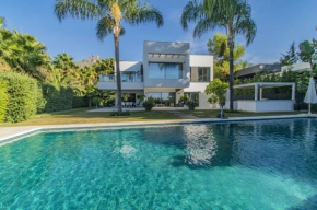 Villa spectaculaire et moderne en Martinique